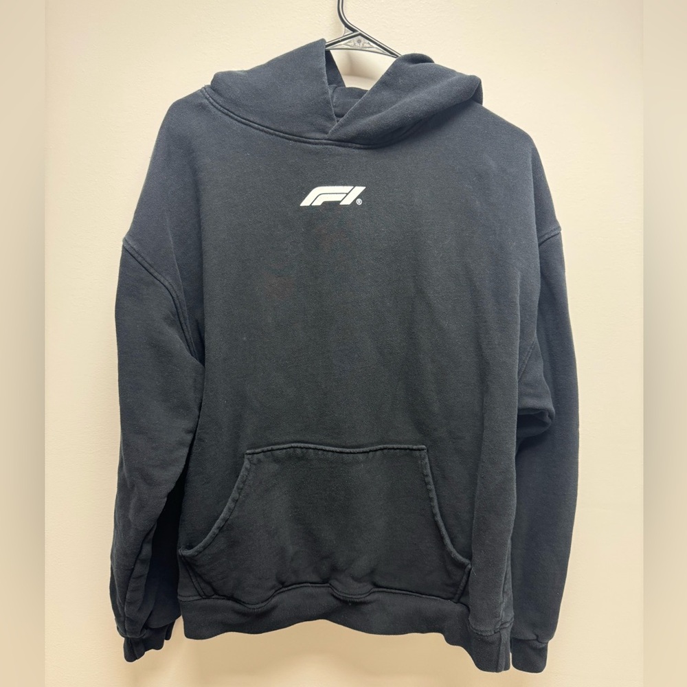 F1 black logo sleeve hoodie